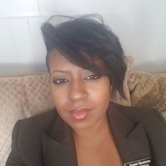 Meet your Posher, Robin - Picture 1 of 1